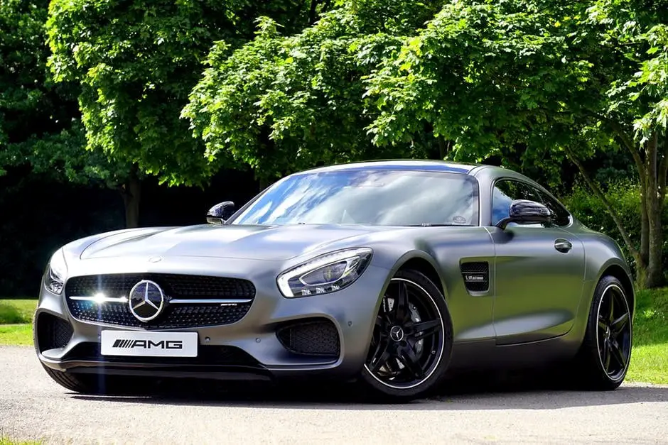 mercedes amg grey sports car