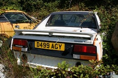 toyota mr2 rusted broken