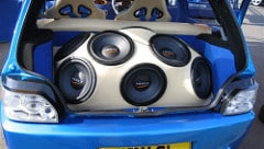 car bass