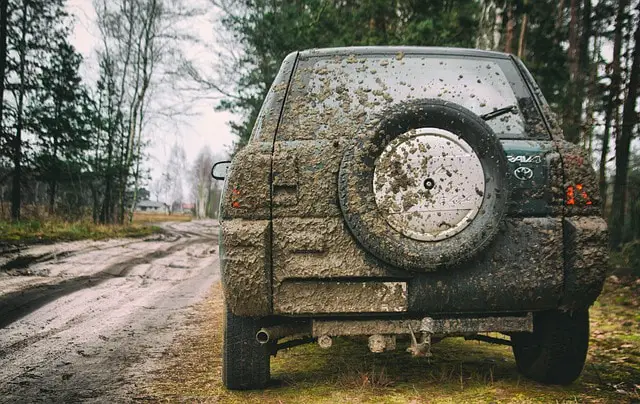 Muddy Toyota RAV 4