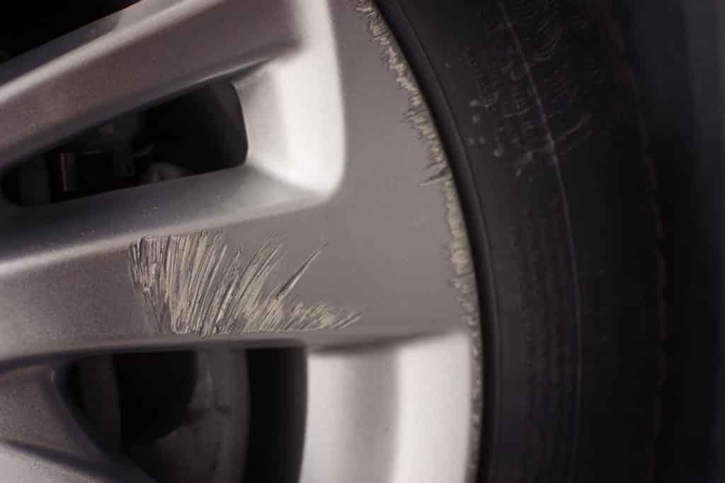 alloy wheel scratch repair