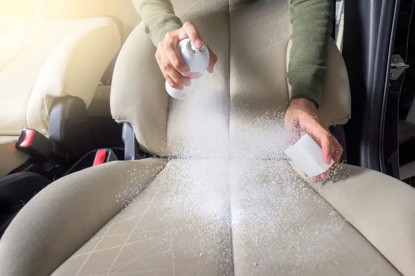 Best Cleaner for Car Interior Plastic