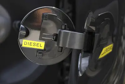 diesel engine fuel cap