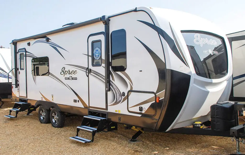 luxury travel trailers under 7000 lbs