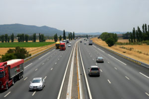 dashed white lines with multiple lanes